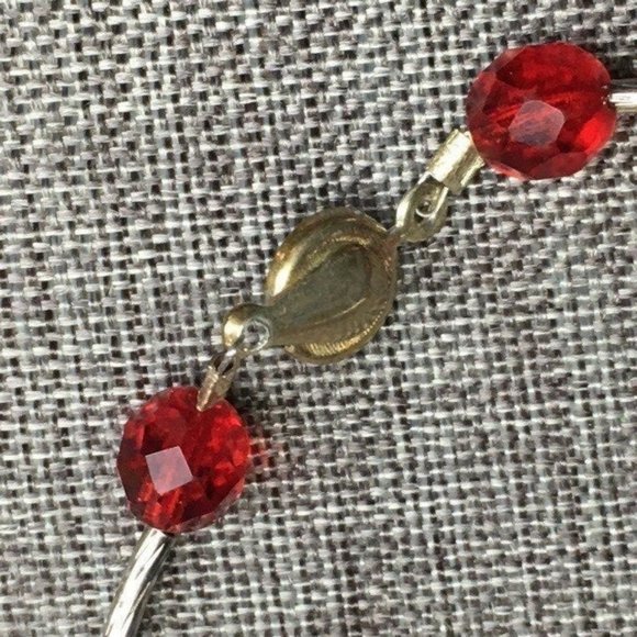 Silver Curved Red Bracelet Tubes Faceted Bead Snap Closure Transluscent Sparkle - Picture 2 of 3